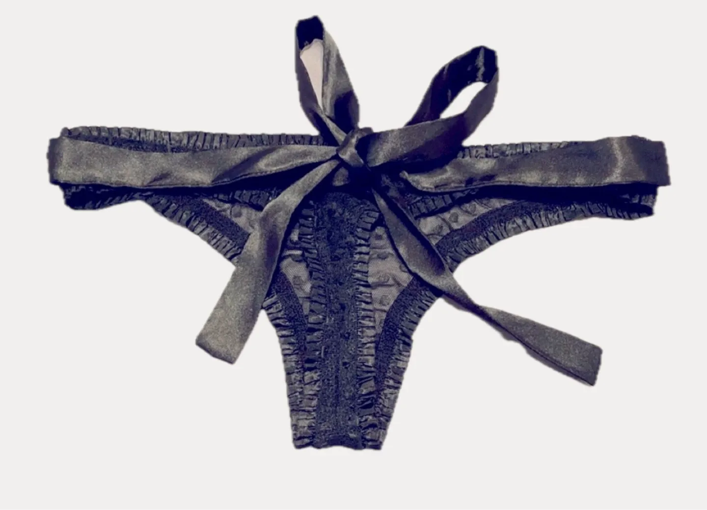 New Victoria's Secret Sheer Thong - Size S image indicator(2)