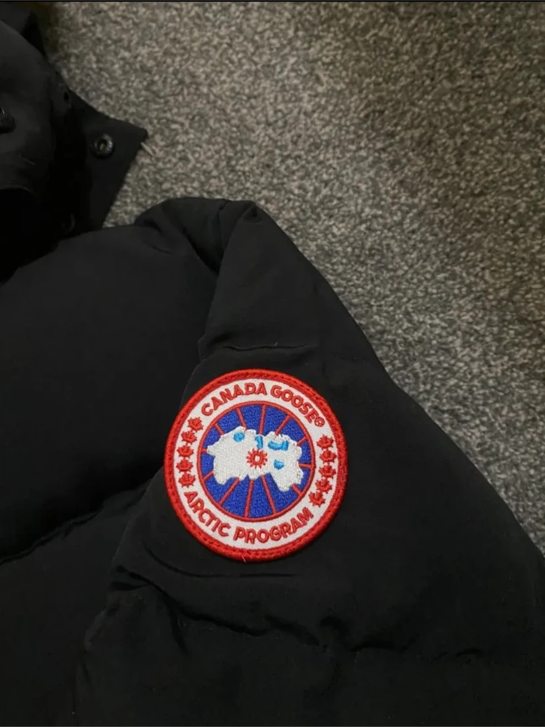 Canada Goose Black Down Parka - Size M/M - photo 4