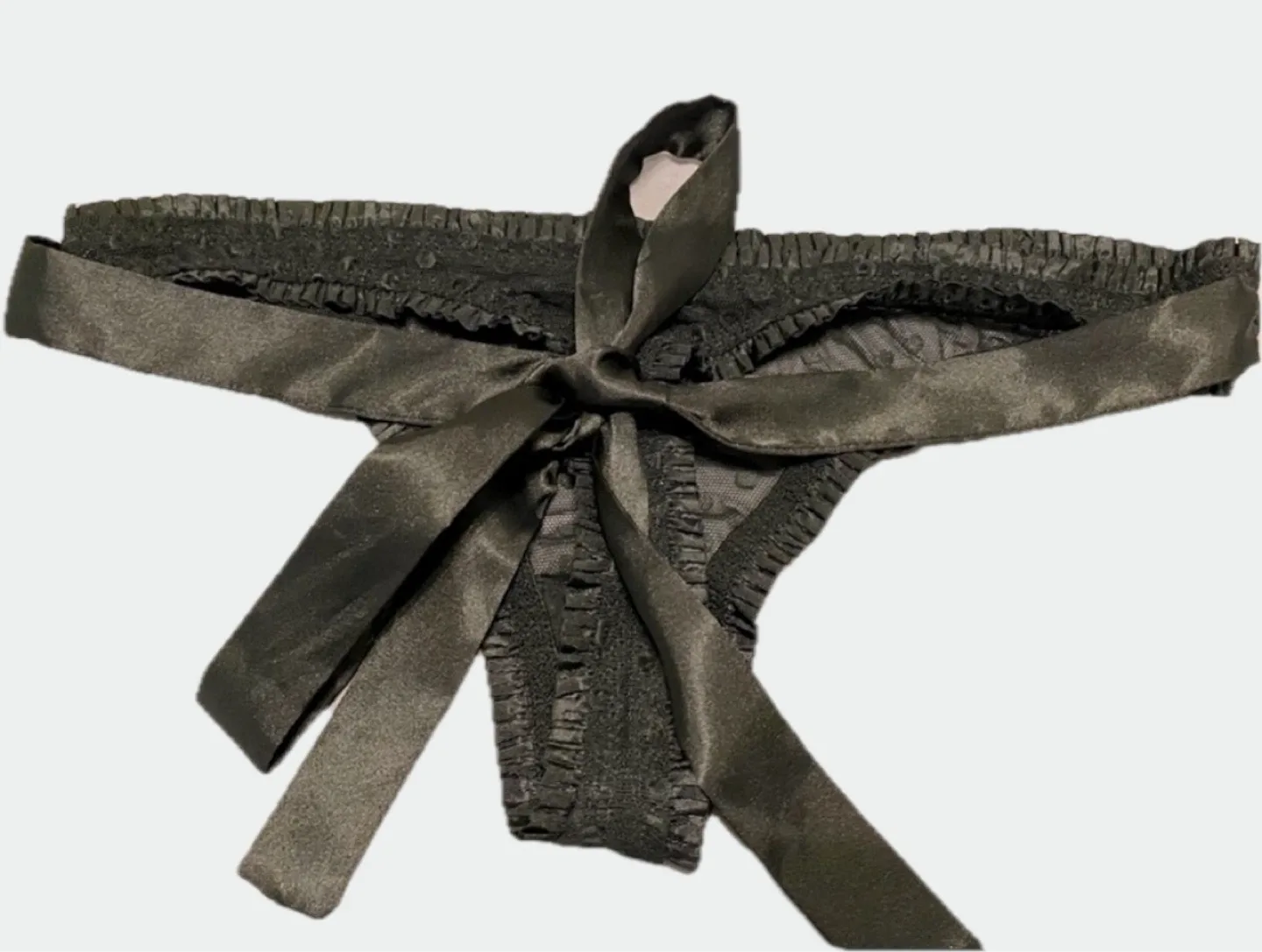 New Victoria's Secret Sheer Thong - Size S image indicator(4)