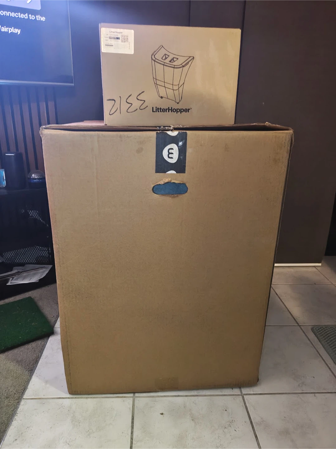 Litter-Robot 4 (Like New) w/ 7-Month Warranty & Hopper - photo 3
