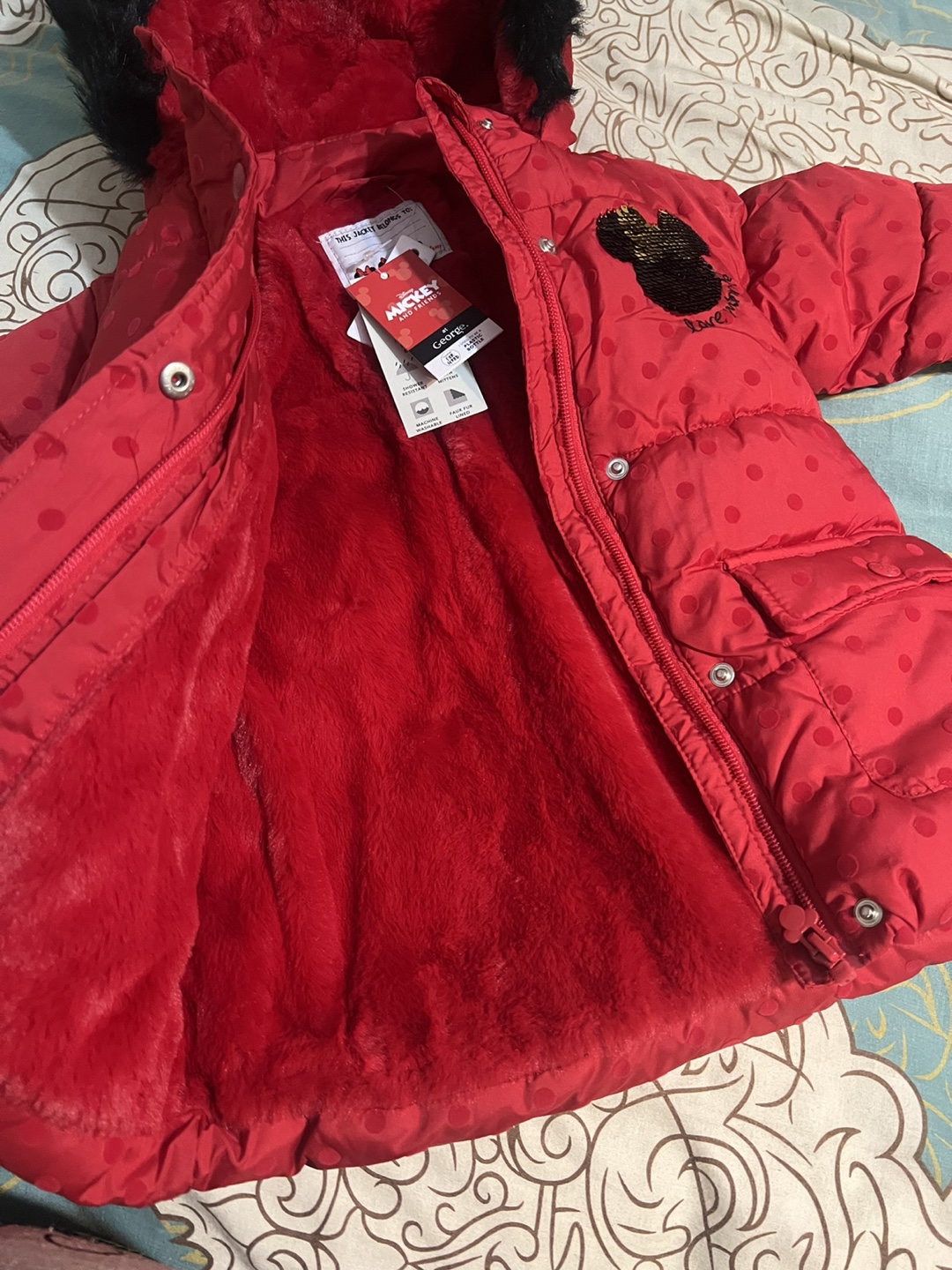 Mickey & Minnie Mouse Red Winter Jacket(Size 1 1/2-2 Years) - photo 3