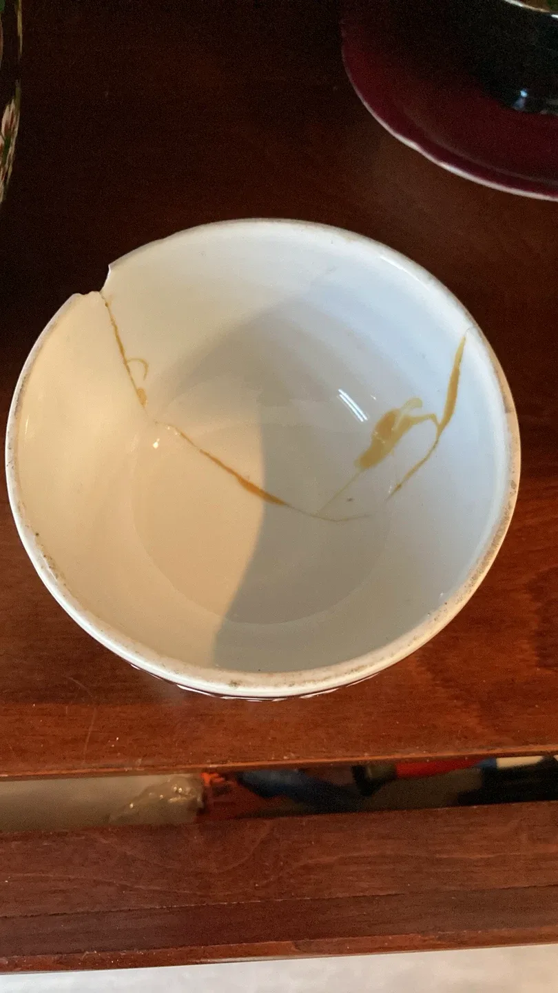 Vintage Floral Ceramic Jar with Lid image indicator(4)