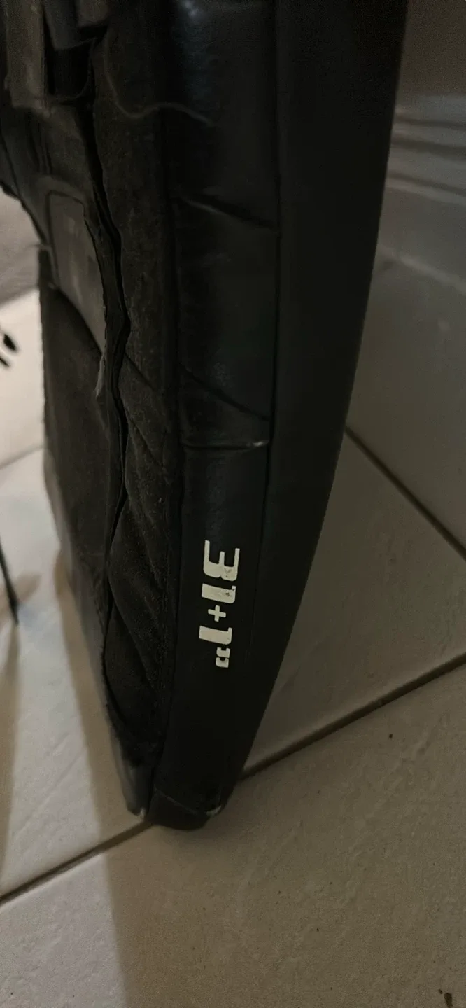 Warrior R/G5 Int Goalie Leg Pads 31+1.5" image indicator(2)