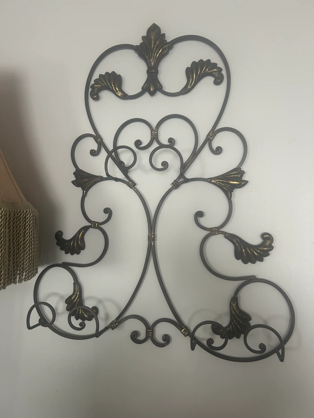 Metal Wall Decor - 3 plate holder