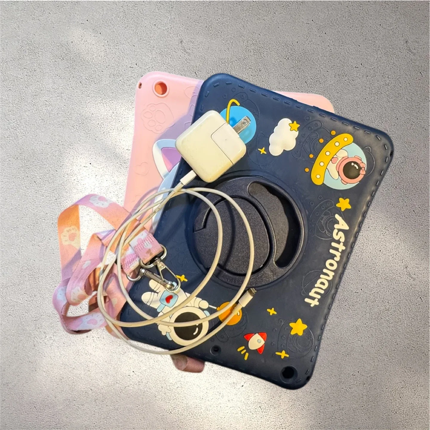 Apple iPad 128 GB image indicator(3)