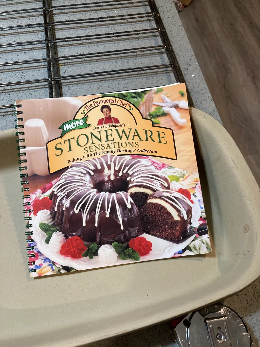 Pampered Chef Family Heritage Stoneware Set image indicator(5)