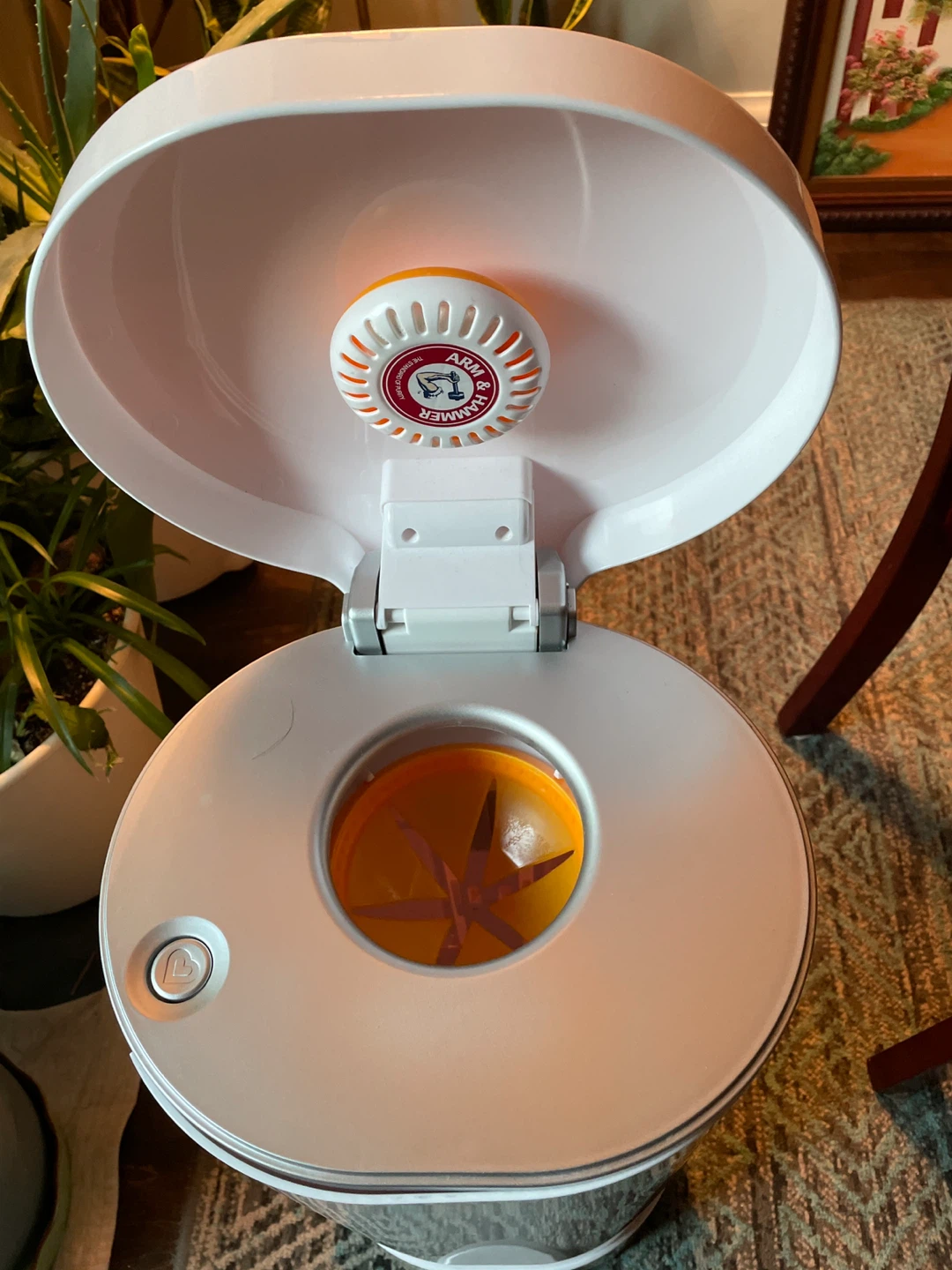 Arm & Hammer Diaper Pail - photo 2