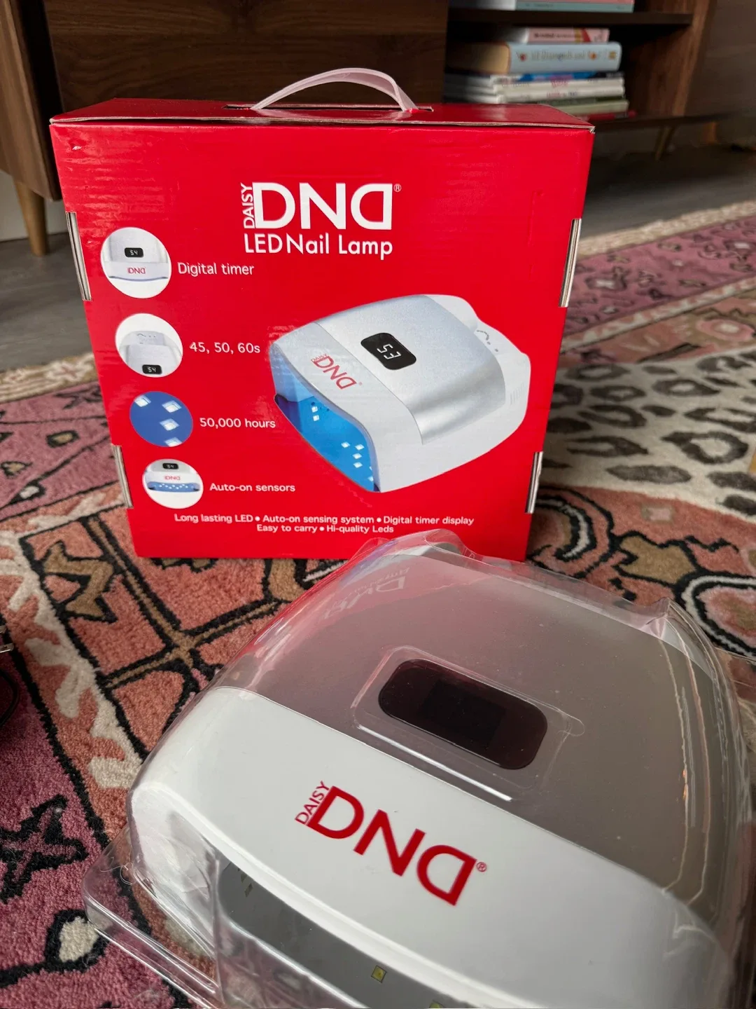NEW in BOX Daisy DNA LED Nail Lamp V3. Retails for $160 image indicator(3)