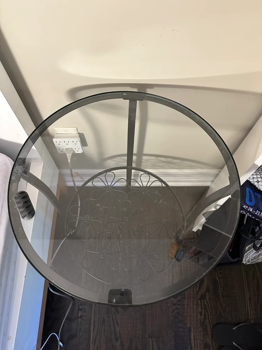 Glass Top Round Bedside Table image indicator(2)