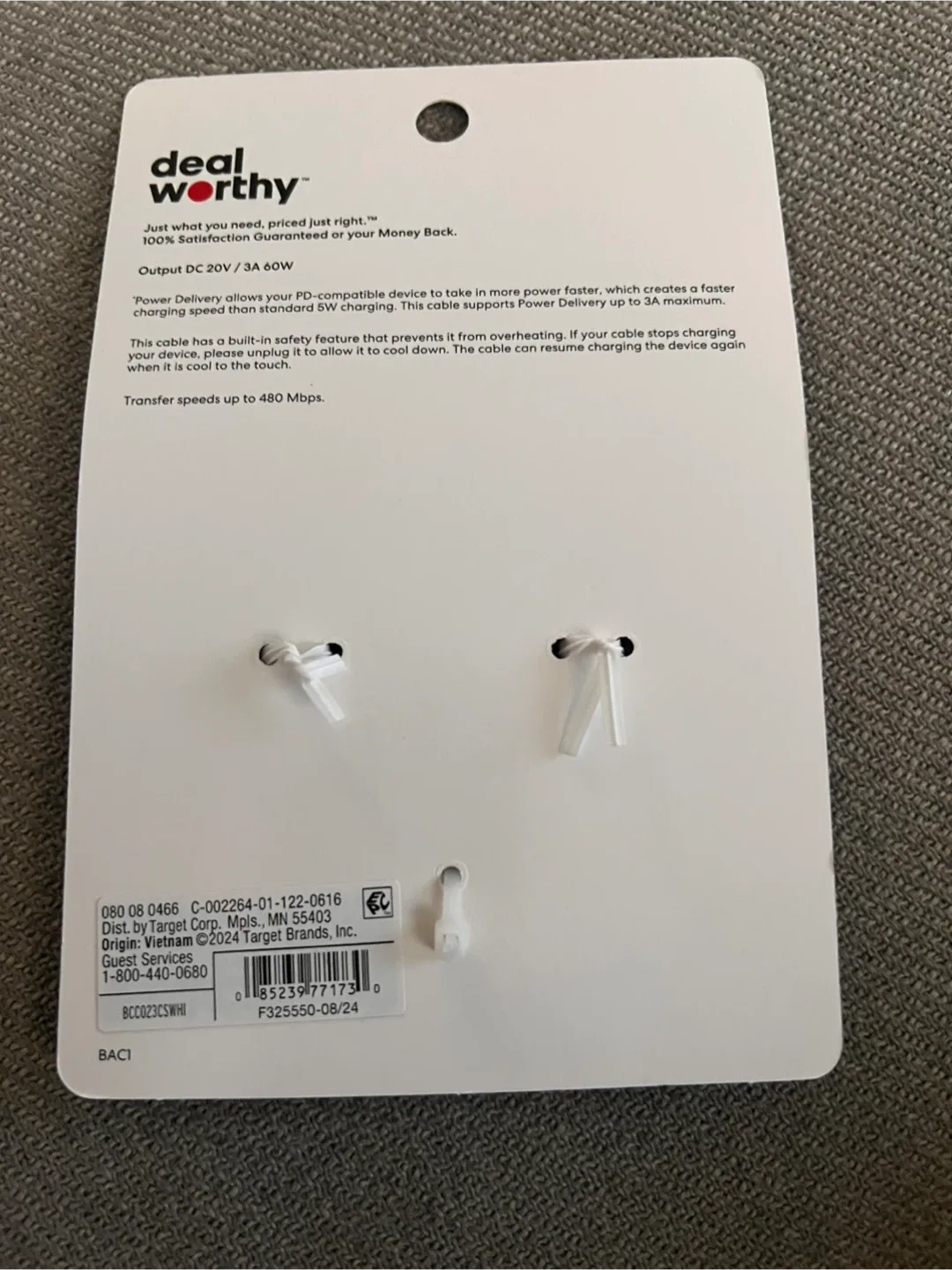 Dealworthy 3' USB-C to USB-C Cable - White image indicator(5)