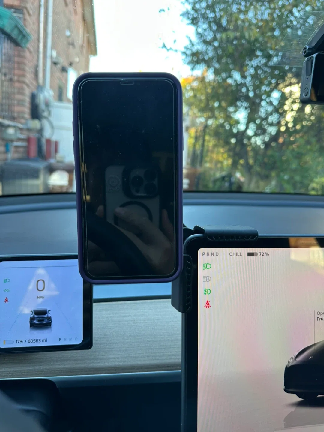 Tesla phone magnetic holder 🥕 thumbnail