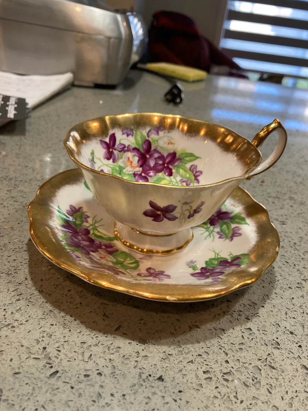 Queen Anne Bone China Teacup & Saucer image indicator(2)