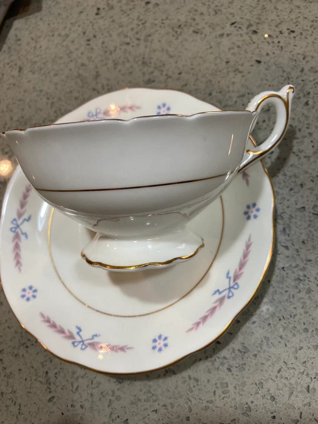 Coalport Spring Song Teacup and Saucer Set image indicator(3)