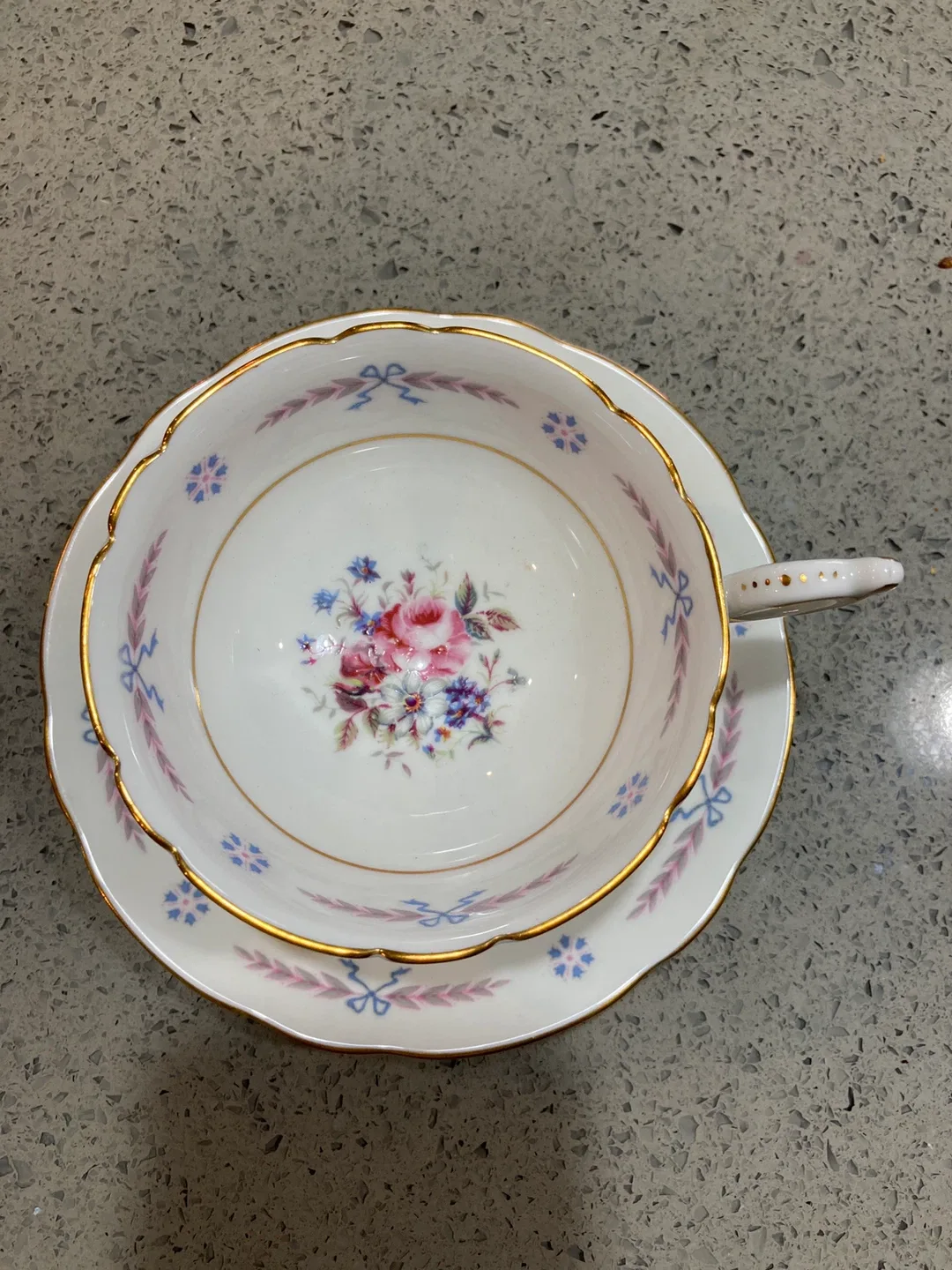 Coalport Spring Song Teacup and Saucer Set image indicator(2)