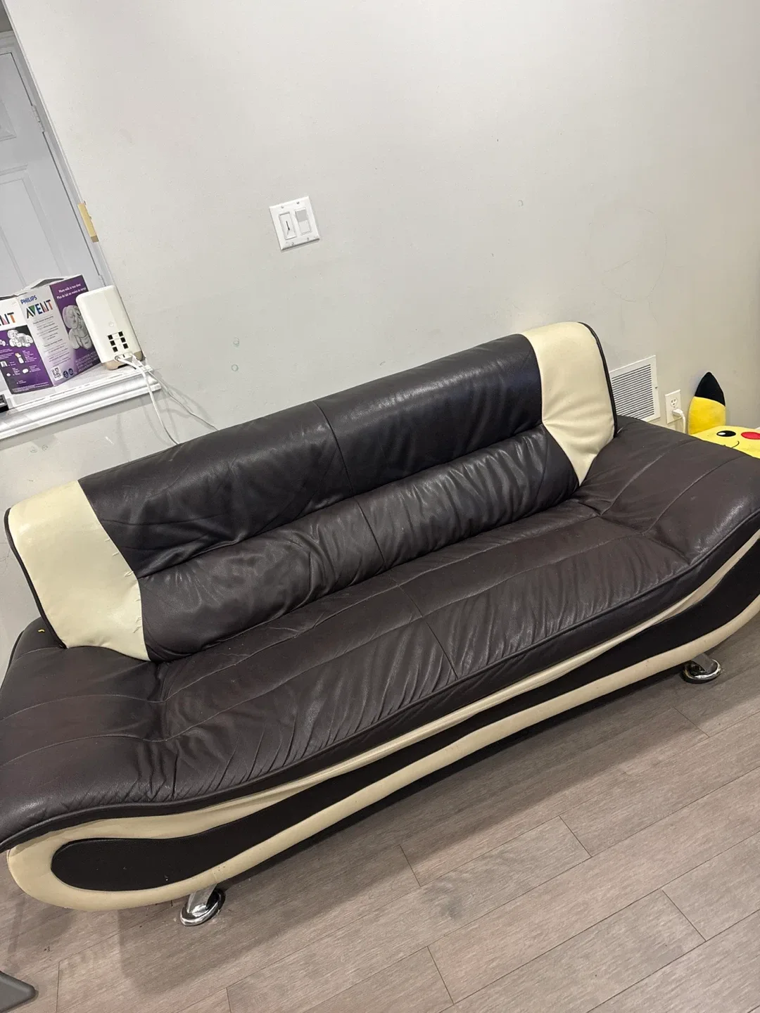 Brown & Cream Leather Sofa Set thumbnail