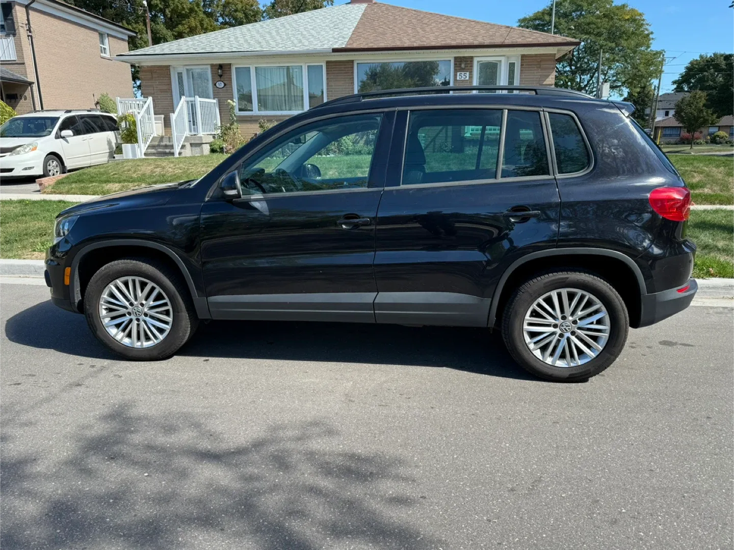 2016 Volkswagen Tiguan Special edition image indicator(4)