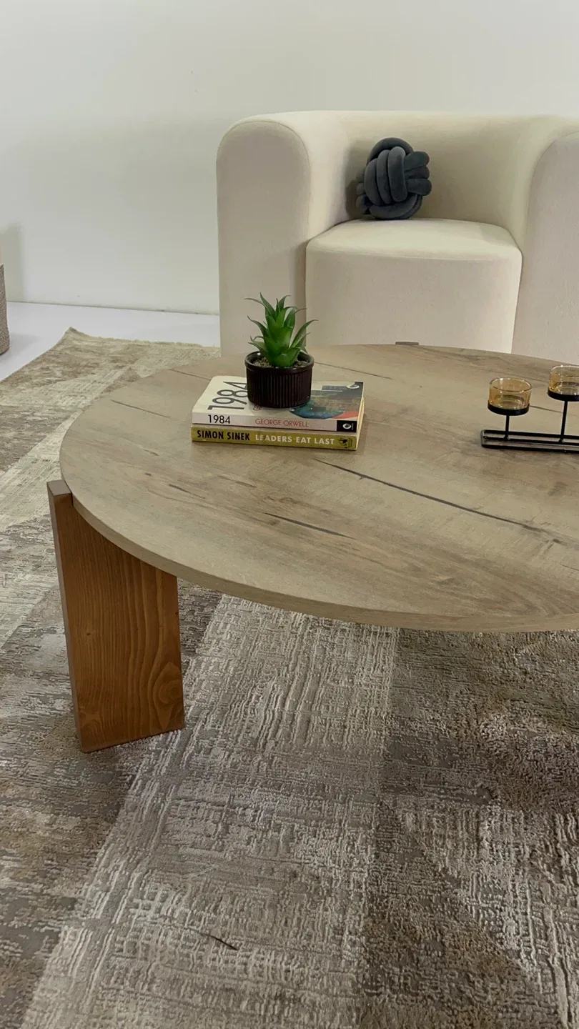 Round Wooden Coffee Table image indicator(4)