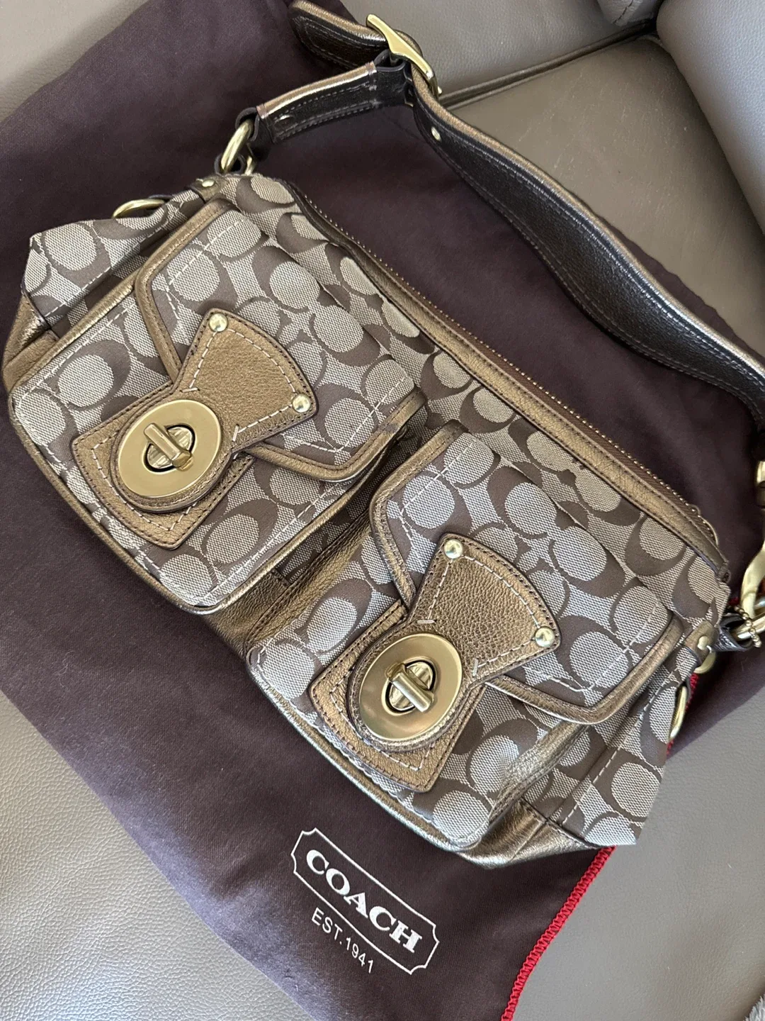 Vintage Coach Handbag, No. K0668-10339 image indicator(2)