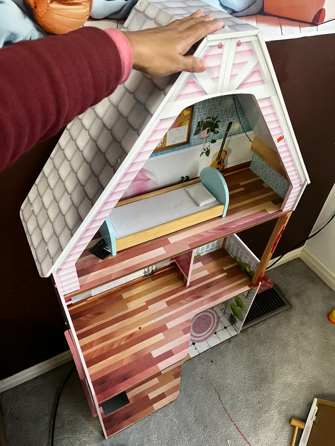 KidKraft Dollhouse (large)- Pink & White image indicator(6)