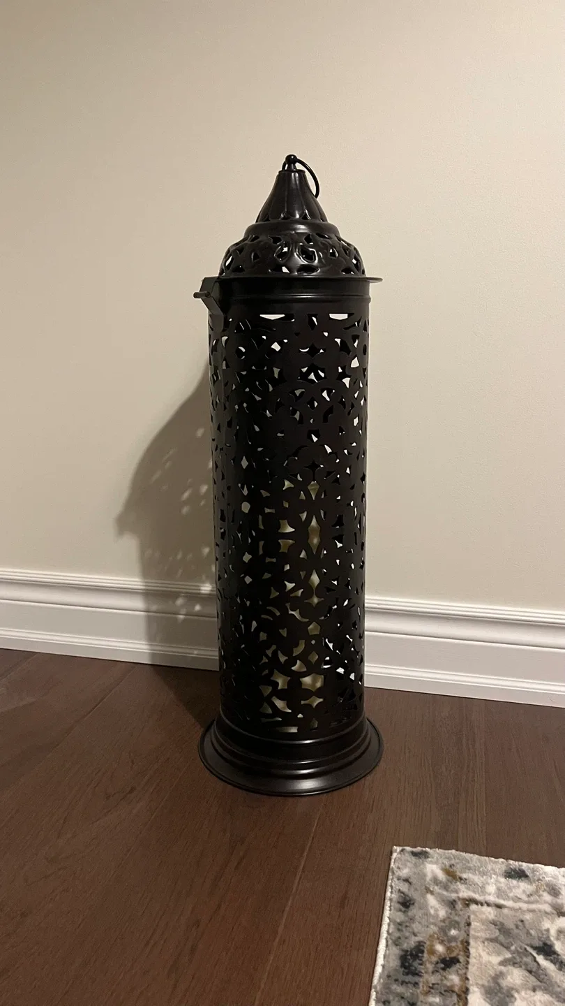 Beautiful 😍 Black Metal Decorative Lantern image indicator(2)