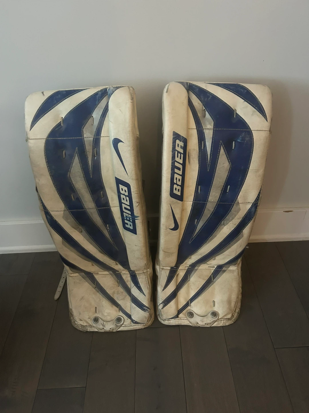 Bauer Oneness Competitive Junior Goalie Pads 28" / 71cm