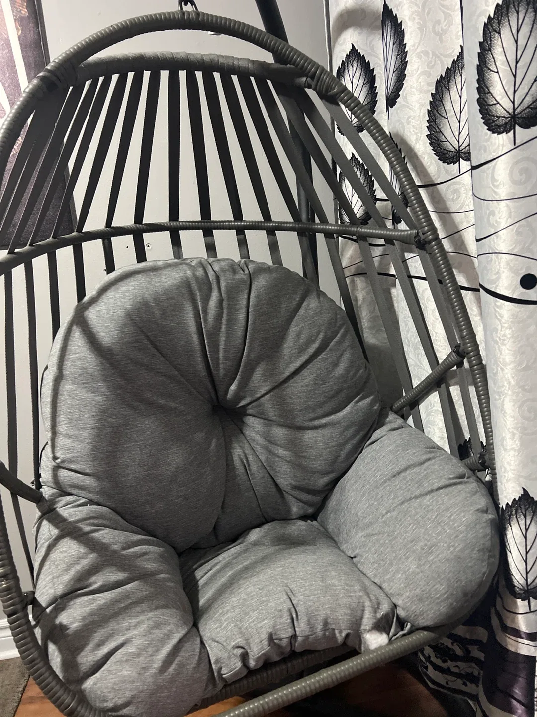 Hanging Egg Chair with Cushion image indicator(2)