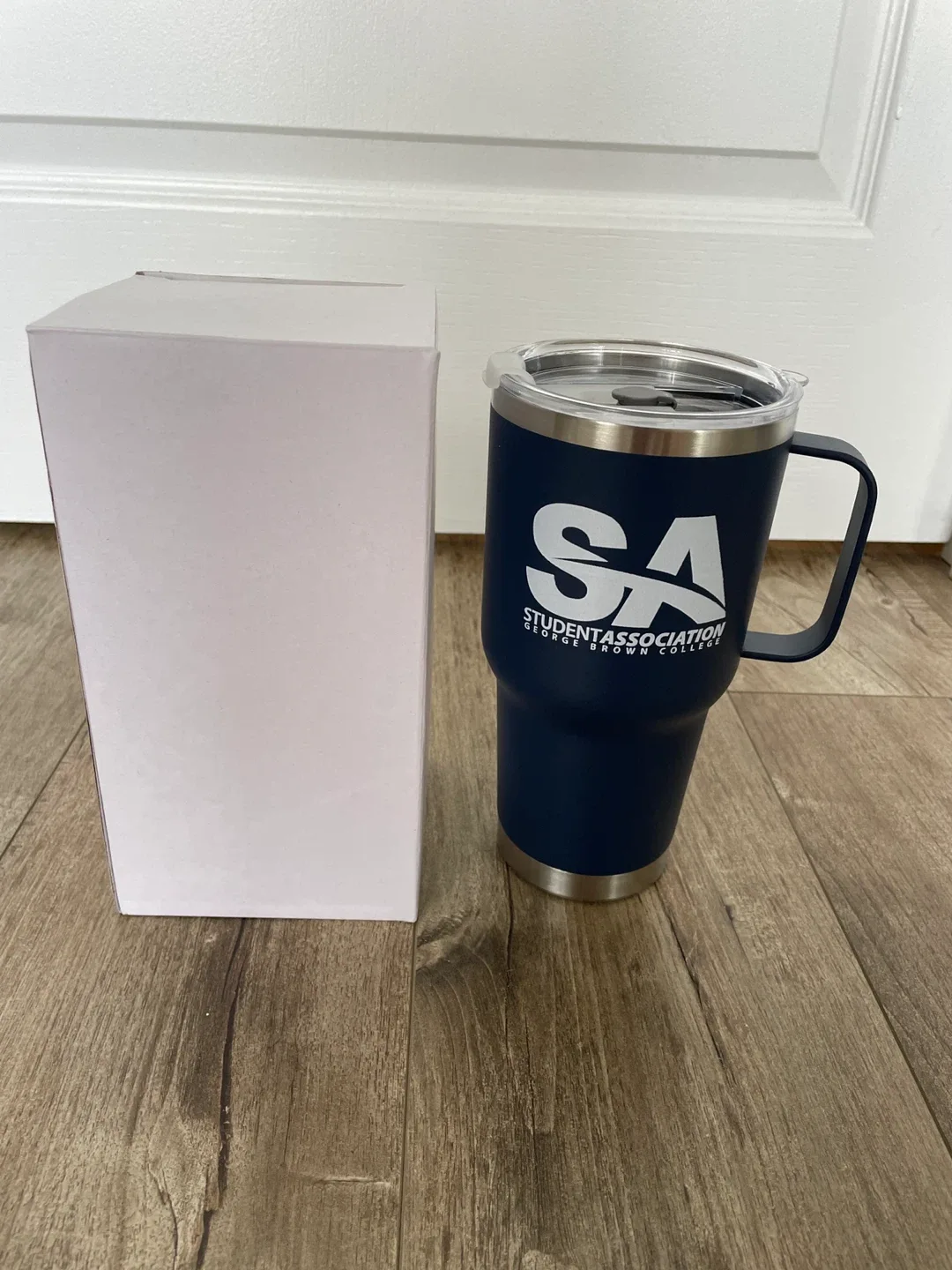 BRAND NEW 🥕 George Brown College 26oz Tumbler image indicator(3)