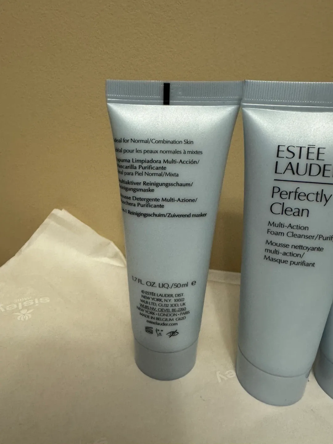 Estée Lauder Perfectly Clean Set (160ml Total) image indicator(2)