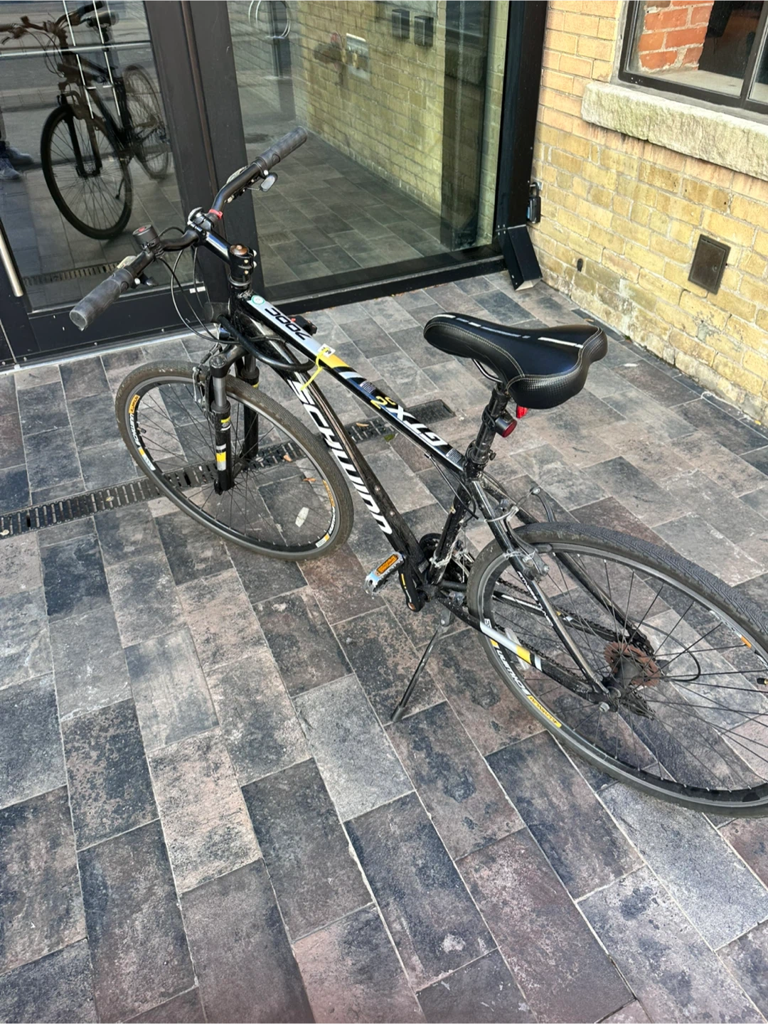 Schwinn GTX2 700c Hybrid bike