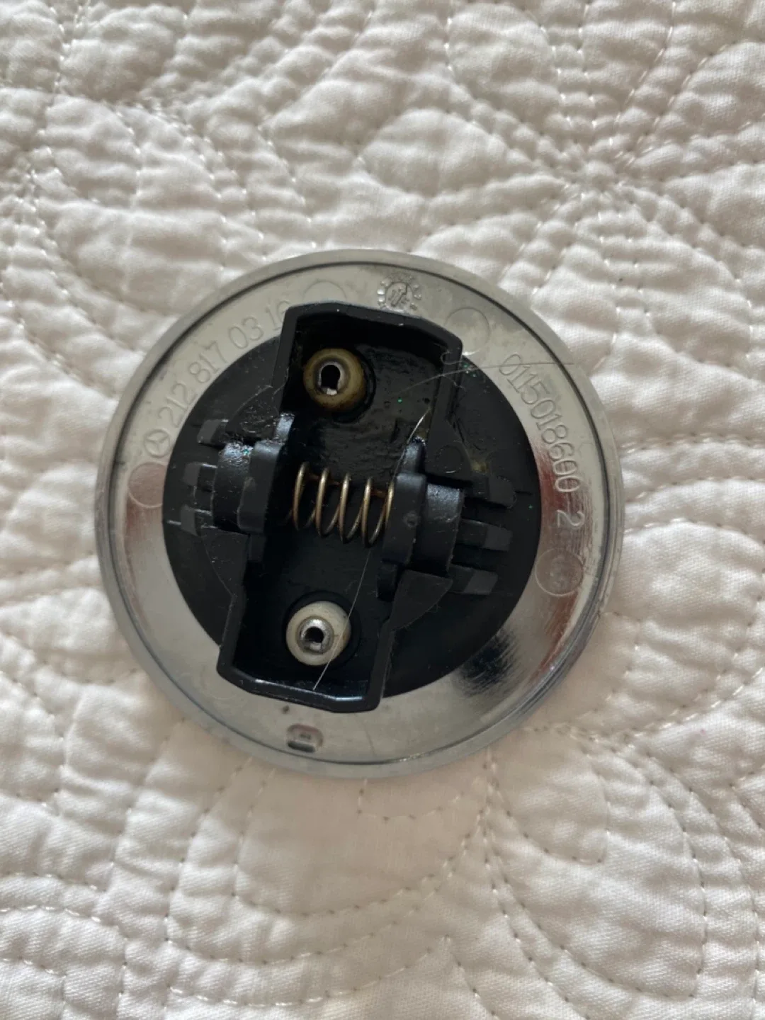 Mercedes-Benz Emblem image indicator(2)