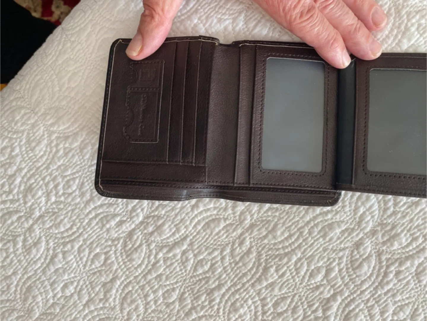 CIEPHIA Brown Leather Wallet image indicator(3)