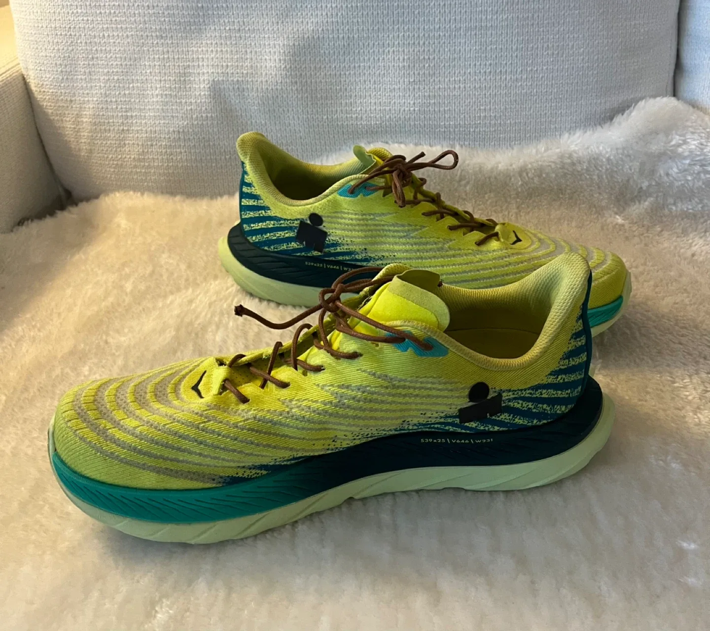 Hoka Mach Running Shoes Men Size 12.5 image indicator(7)