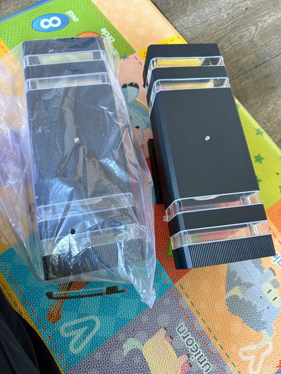 Outdoor Wall Light Fixture - Black