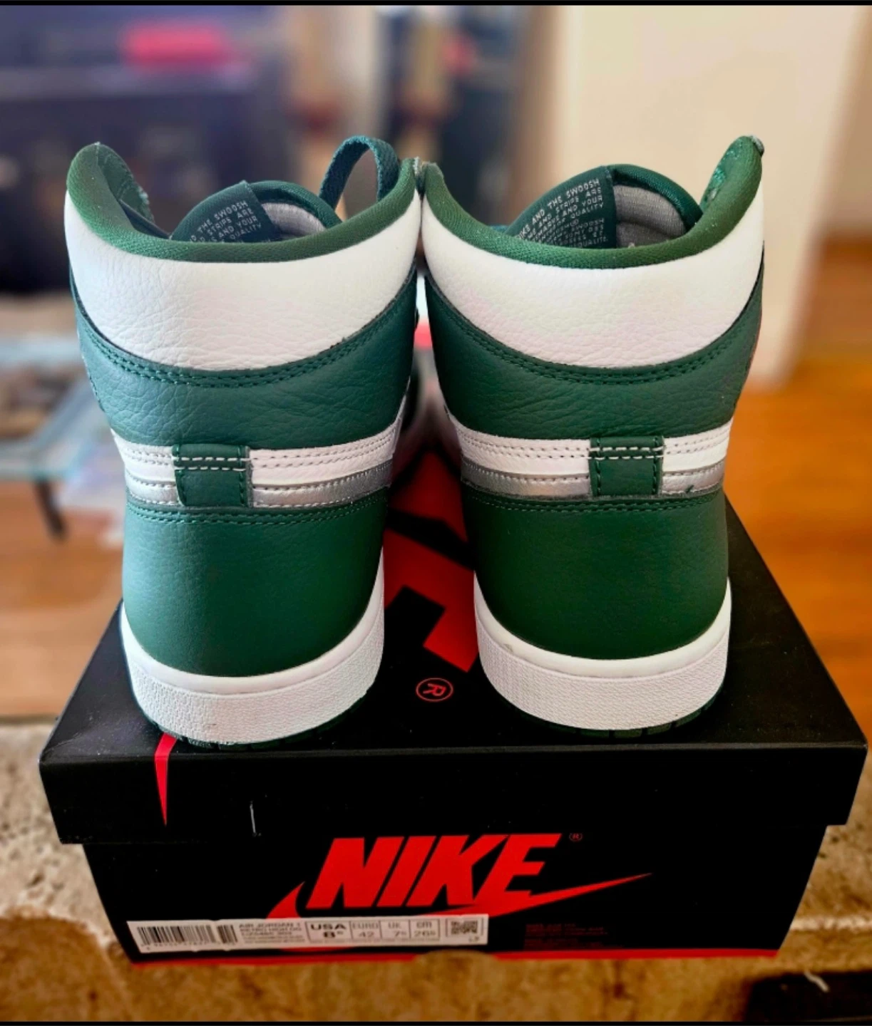 Nike Air Jordan 1 Retro High OG Gorge Green - Size 8.5 - photo 5