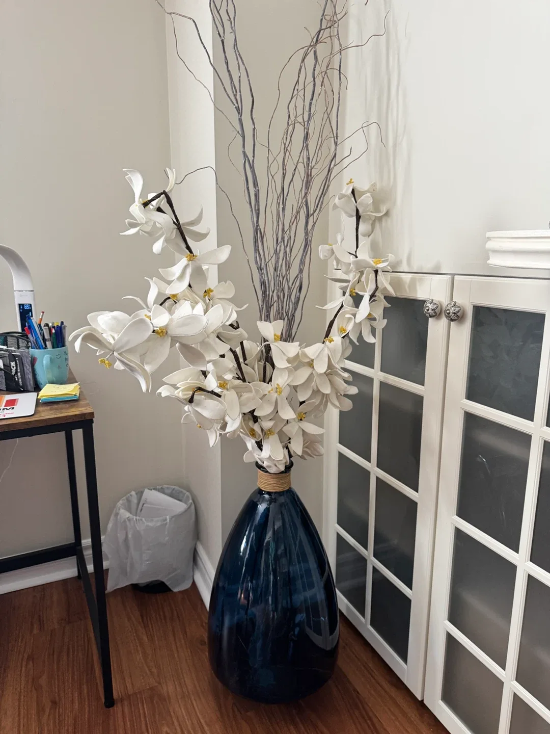 Blue Decorative Vase image indicator(3)