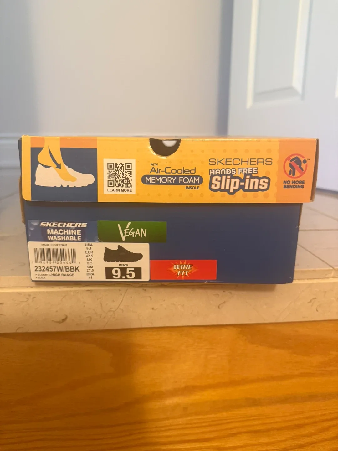 Men’s Skechers Slip-ins Summits High Range Size 9.5 image indicator(4)