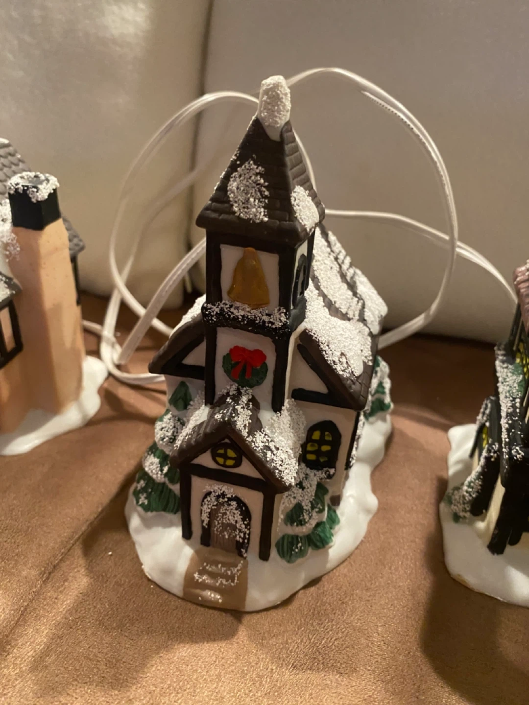Christmas Village Lighted Houses - photo 4