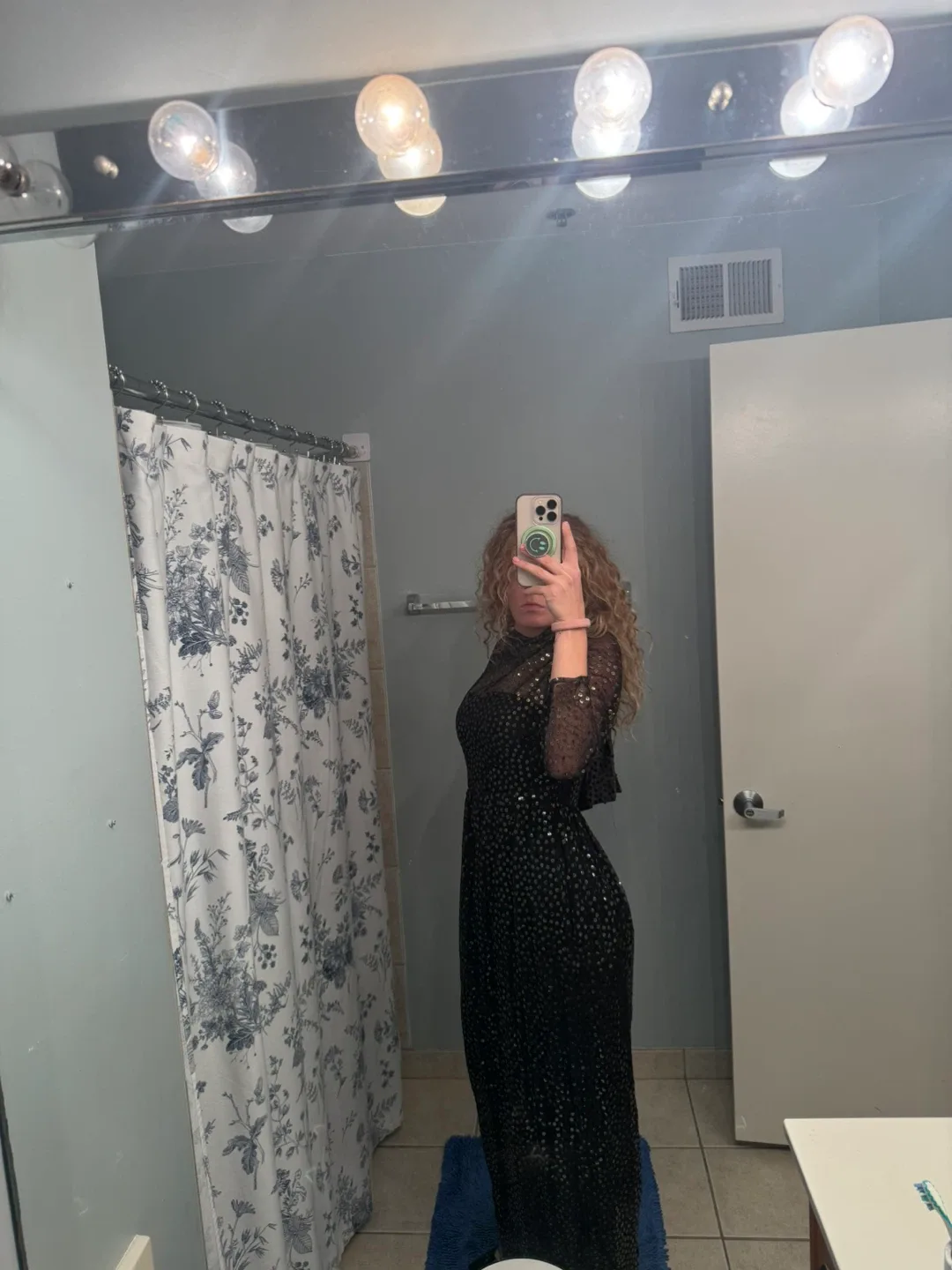 Black Sequin Maxi Dress image indicator(3)