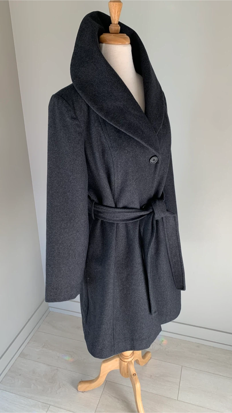 London Fog Belted Wool blend Coat M/L - photo 2