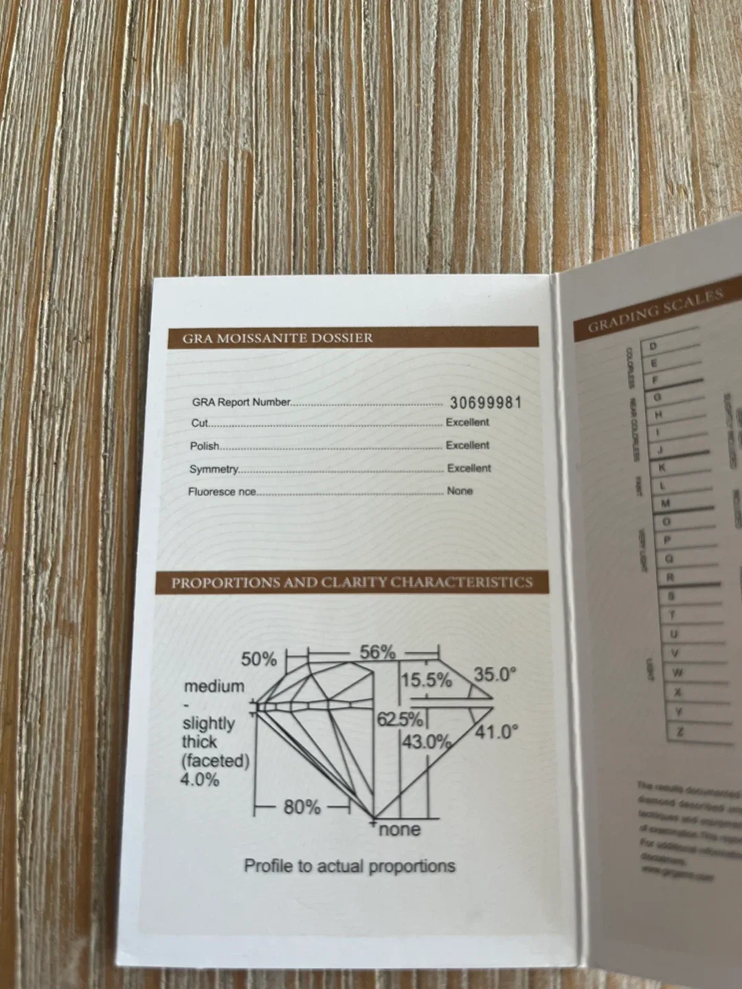 Stud Earrings in Box image indicator(7)