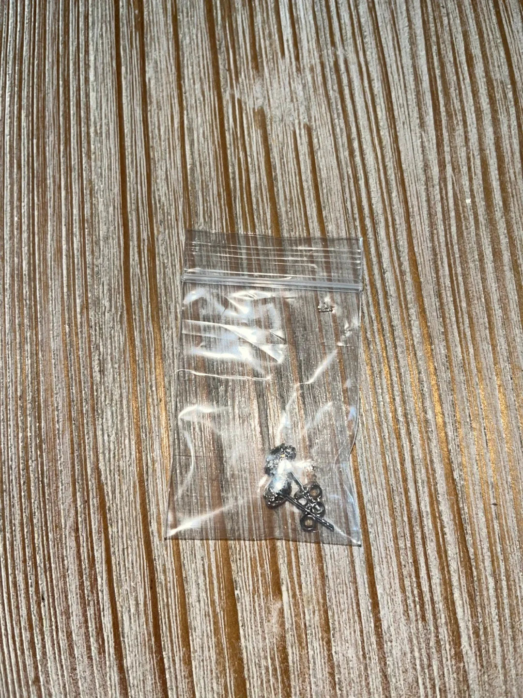 Stud Earrings in Box image indicator(8)