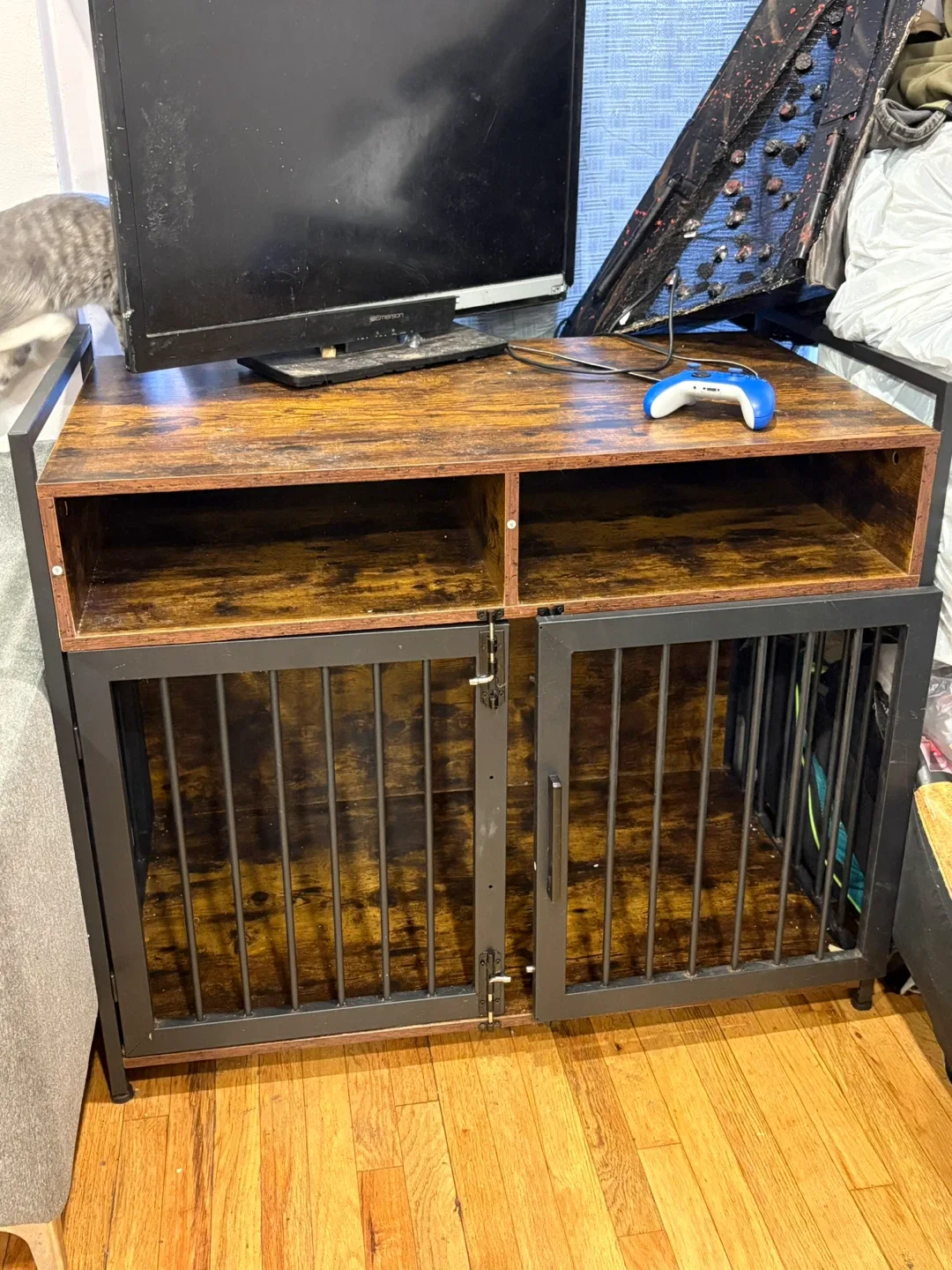 Dog Crate End Table image indicator(3)