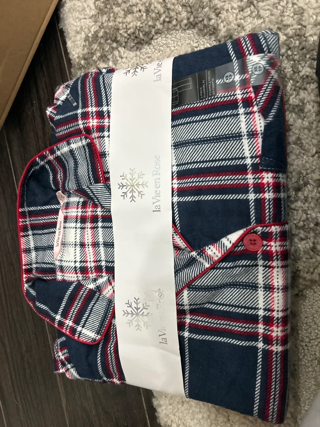 La Vie en Rose Flannel PJ Set - Size XS - New image indicator(2)