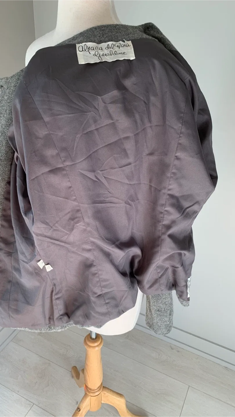 Vintage Alpaca De Paris Woollen Blazer image indicator(10)