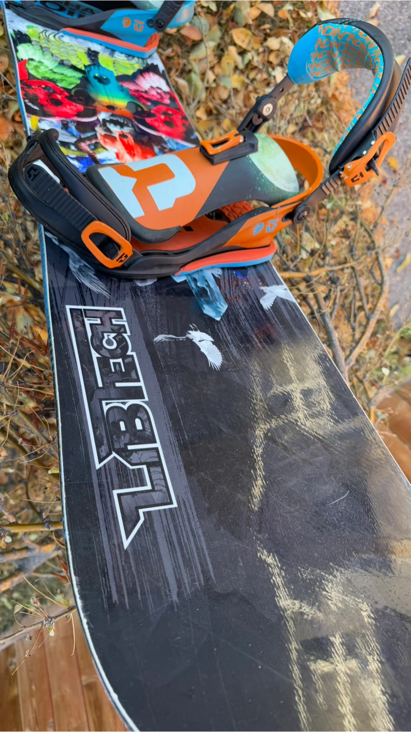 Lib Tech Snowboard - union bindings - photo 3