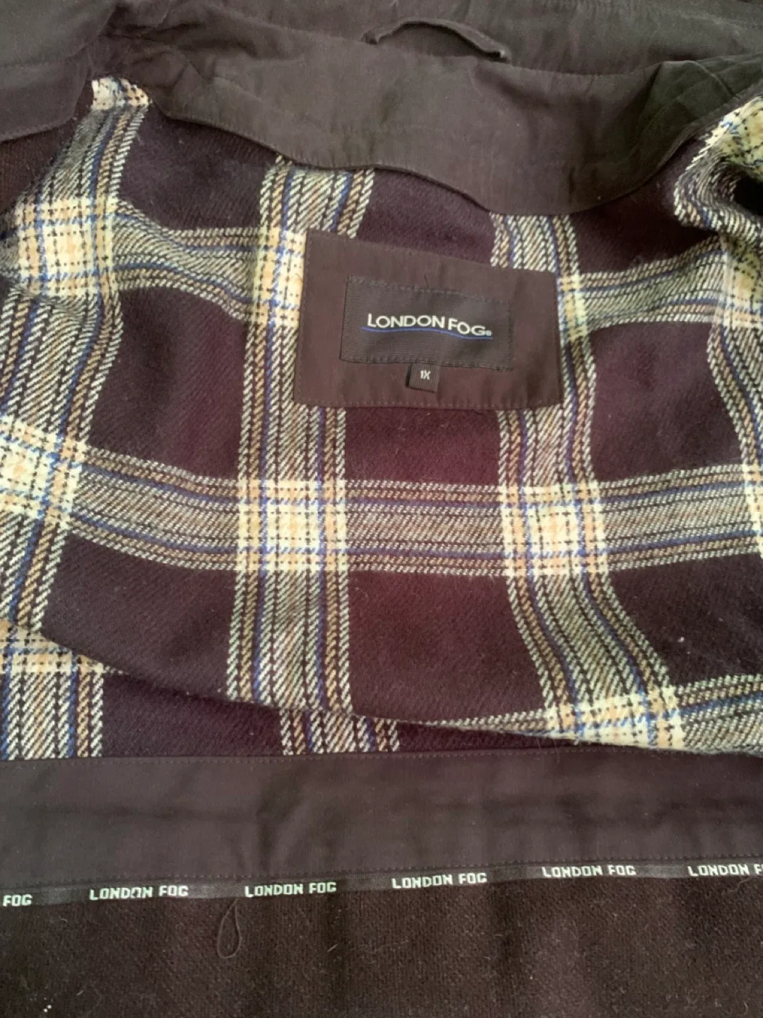 London Fog 1X mens Trench Coat image indicator(2)