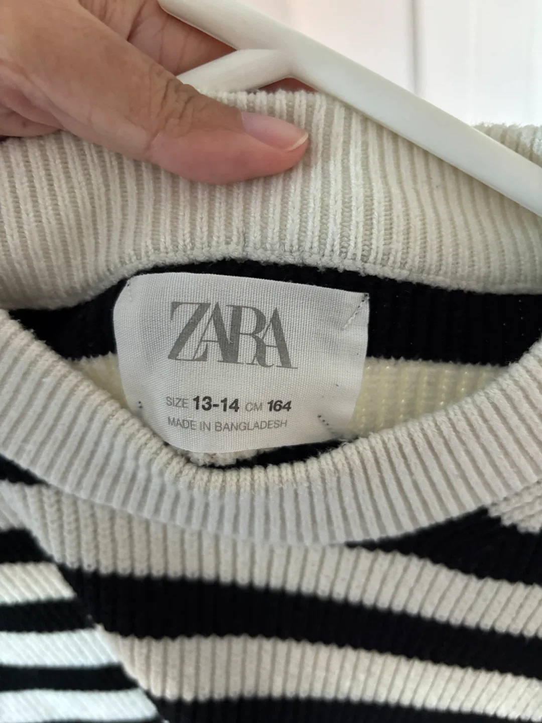 Zara Striped Sweater - Size 13-14 image indicator(3)