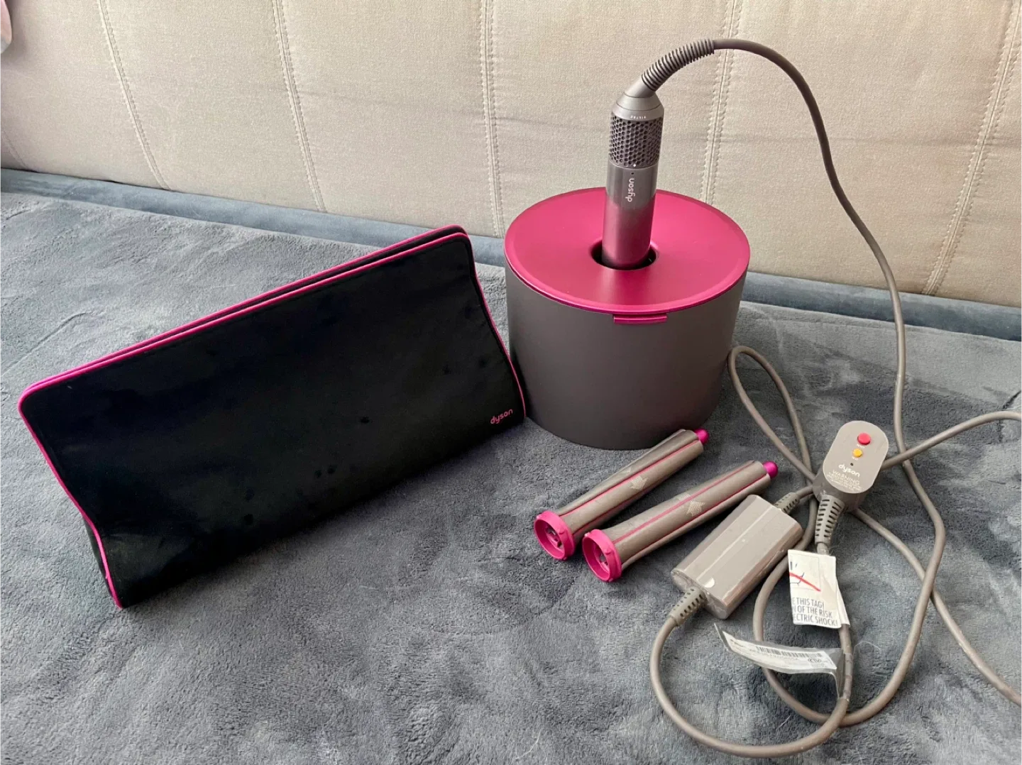 Dyson Airwrap Complete Styler image indicator(4)