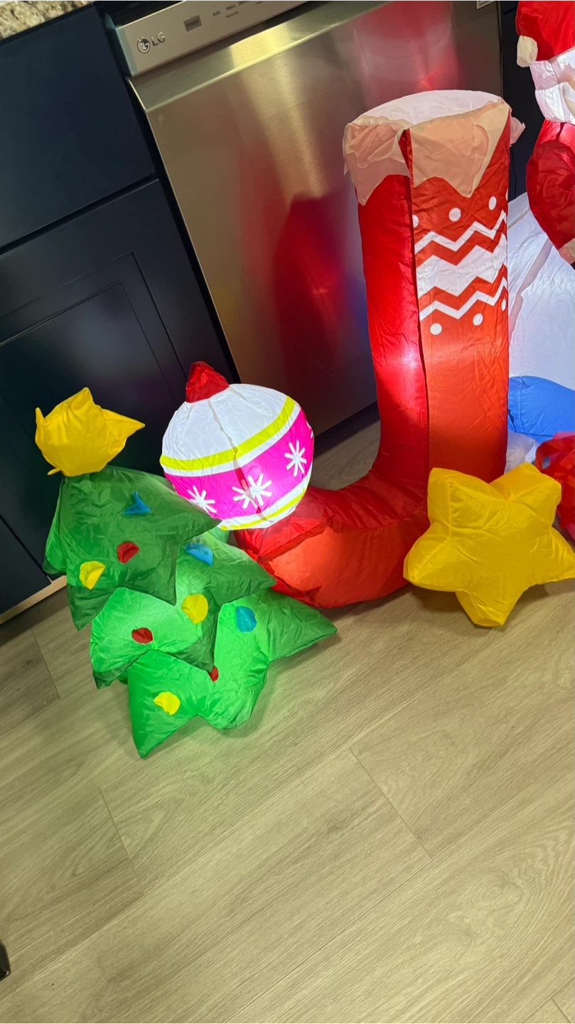 New Christmas Inflatable Decorations light up - photo 2