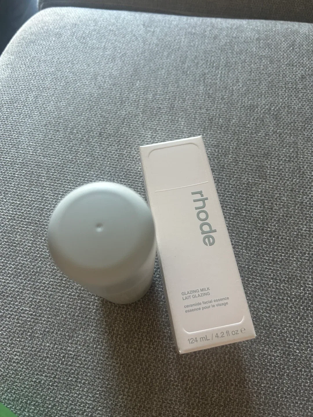 Rhode glazing milk 124ml, previous matte bottle image indicator(3)